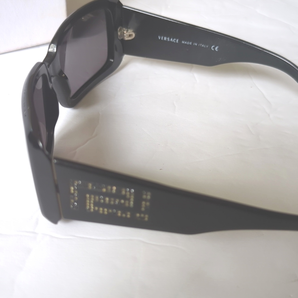 VTG Versace sunglasses - Picture 7 of 9
